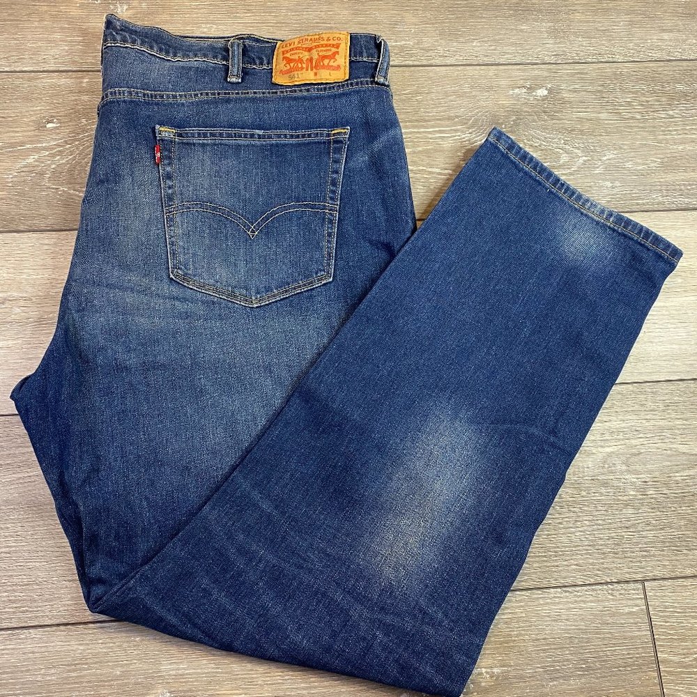 Levi's 541 46x34 Medium Wash Athletic Taper